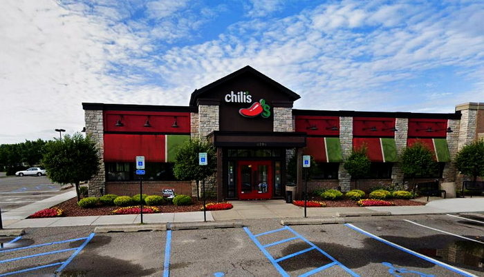 Chilis (Chilis Grill & Bar) - Shelby Twp - 8296 26 Mile Road (newer photo)
